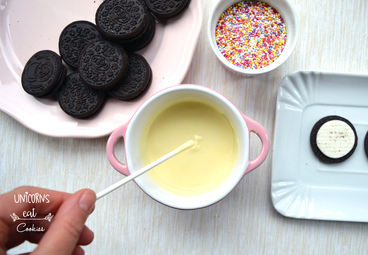 Carnevale, carnival, senzacottura, senza frittura, biscottisustecco, partyidea, kids, oreo, recipe