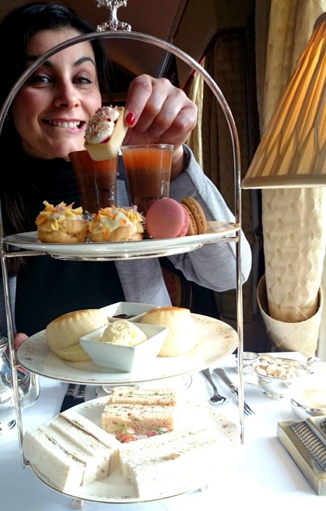 afternoon tea, unicorns eat cookies, scones, butter, strawberry, countess of york, 