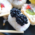 Sushi, dolce, sweet, recipe, ricetta, frutta, fruit, dessert, strawberry, pineapple, fragole, ananas, kiwi, video